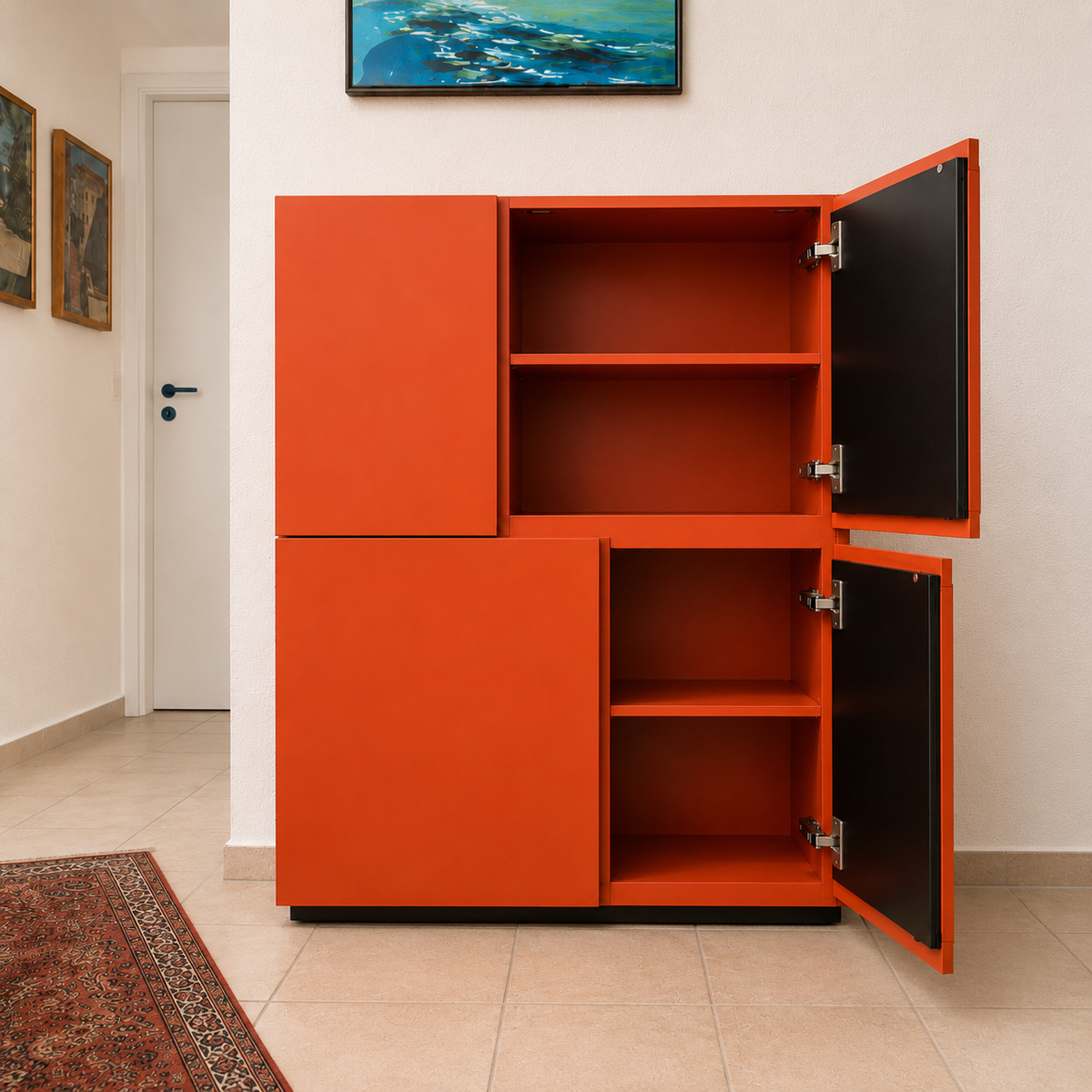 Kettnaker CASE Flurschrank mit Glasfächern und Zwischenboden