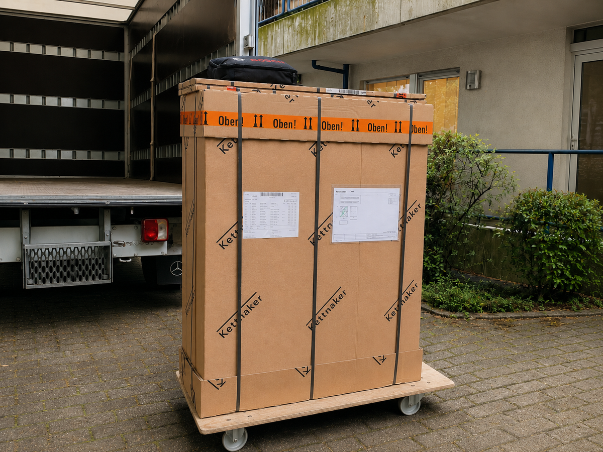 Flur in Gelsenkirchen: Kettnaker CASE in Koralle
