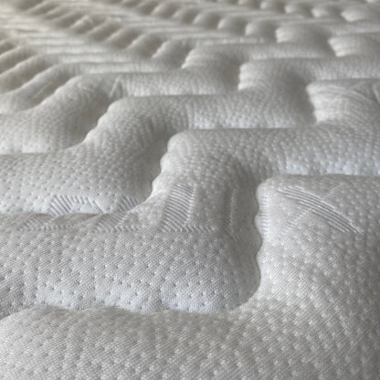 DELUX Boxspringbett mit zwei separaten Matratzen und Airlux-Topper